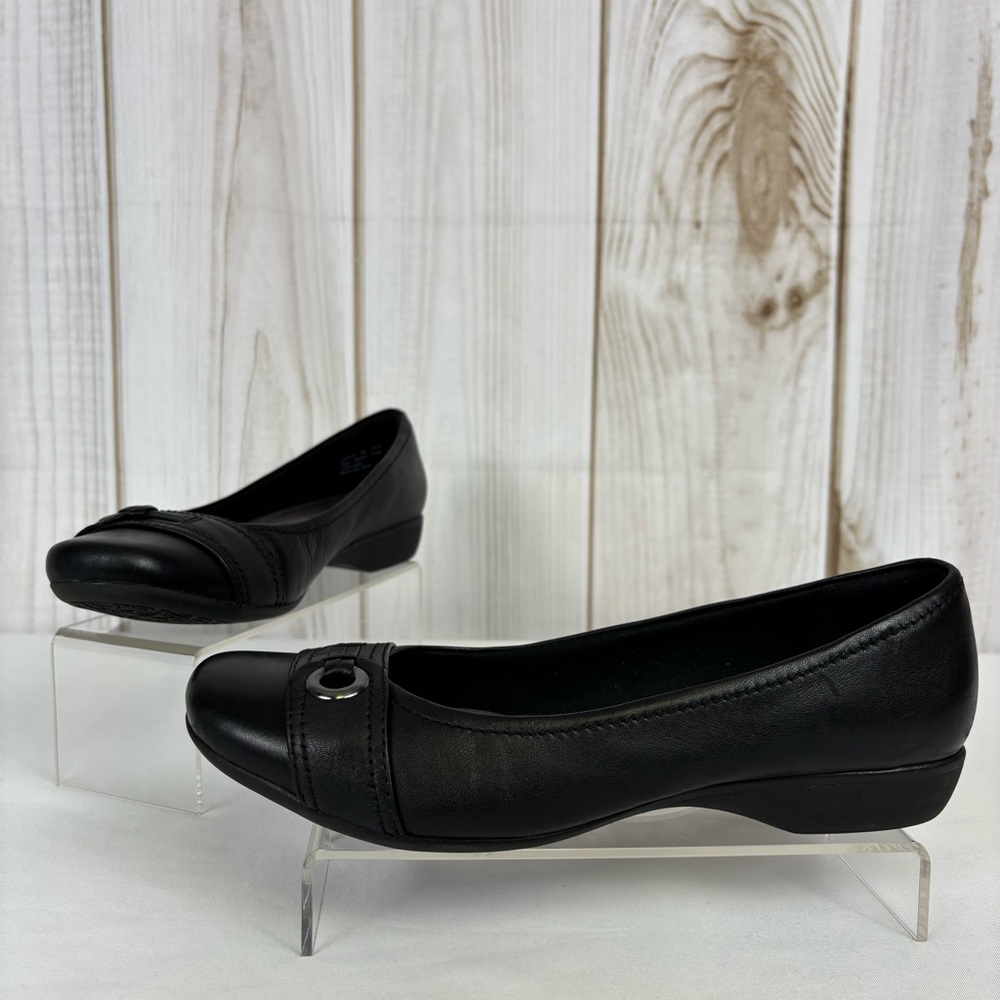 Clarks Leather Low Heel Loafers Slip On Flats Buckle Comfort Shoes Black Size 9 - Picture 1 of 15